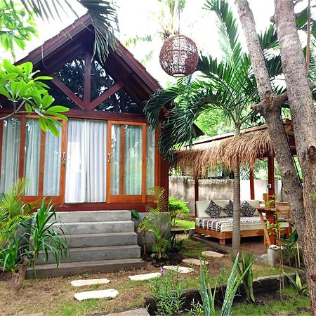 Bintang Tiga Bungalows Gili Air Luaran gambar