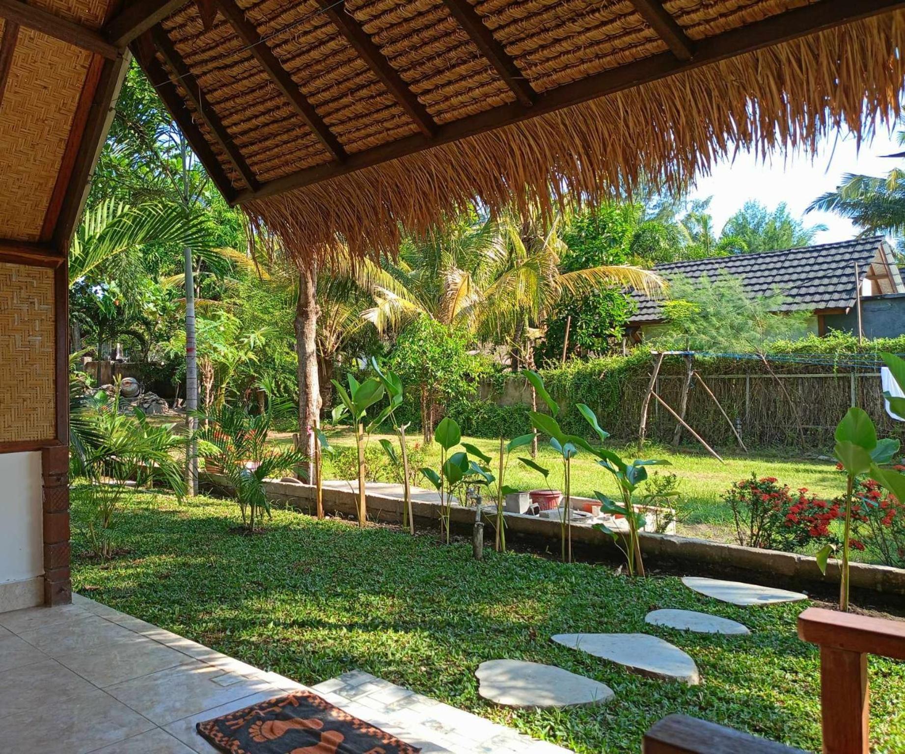 Bintang Tiga Bungalows Gili Air Luaran gambar