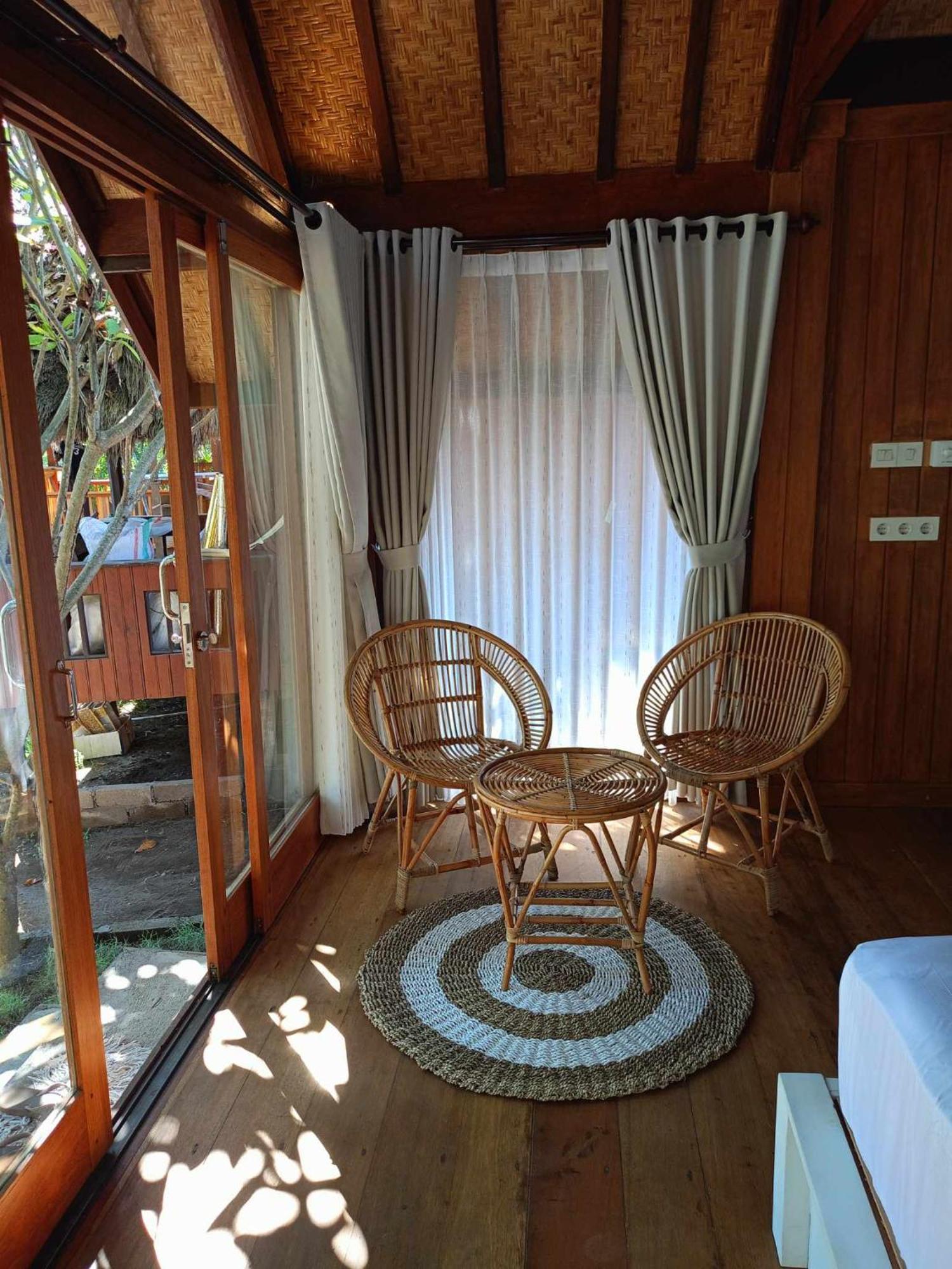 Bintang Tiga Bungalows Gili Air Luaran gambar