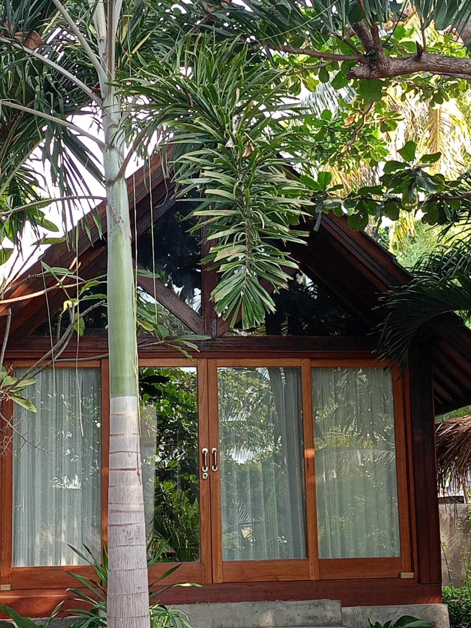 Bintang Tiga Bungalows Gili Air Luaran gambar