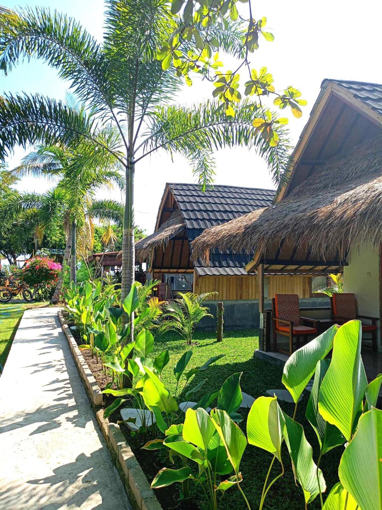 Bintang Tiga Bungalows Gili Air Luaran gambar