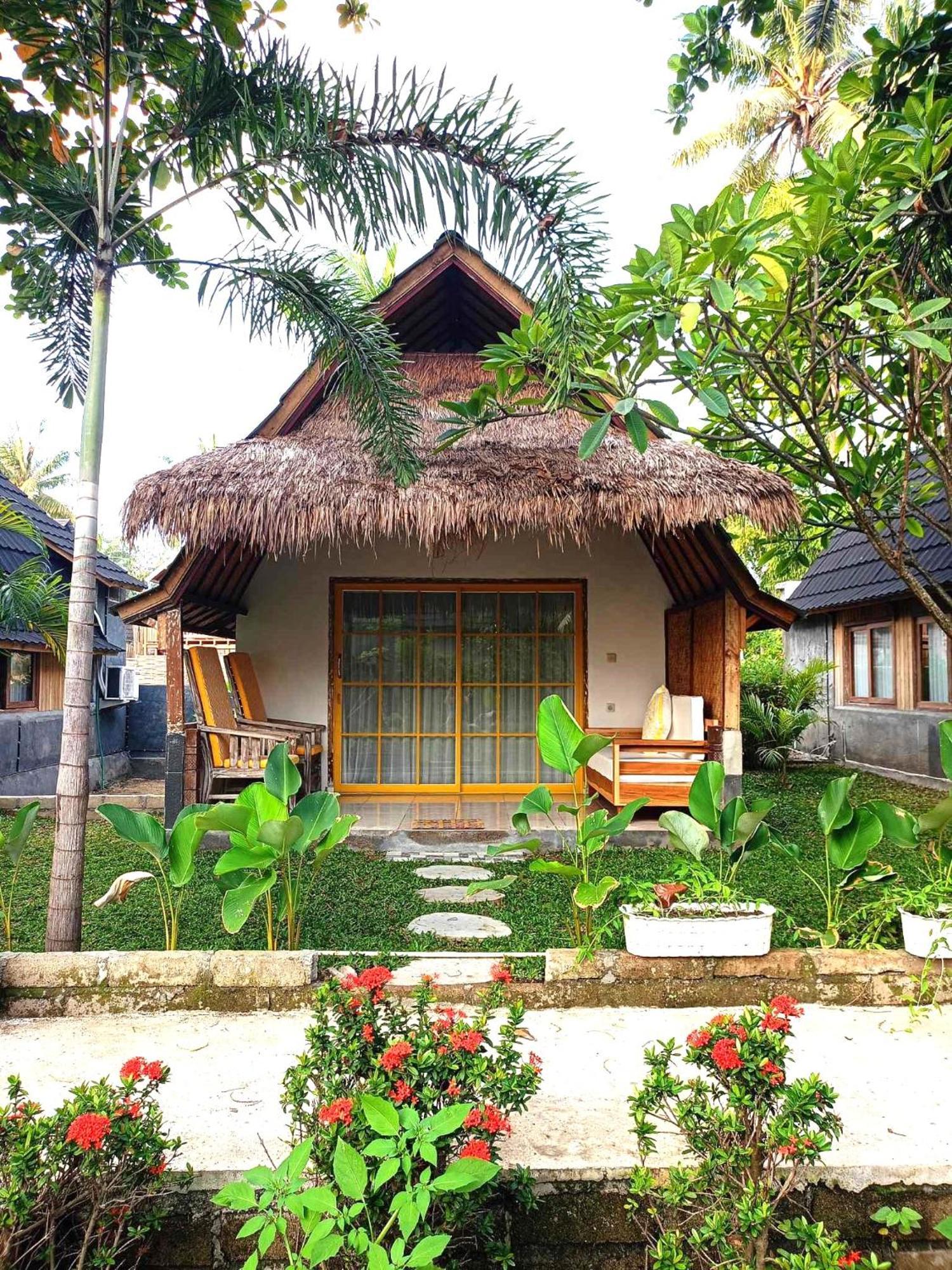 Bintang Tiga Bungalows Gili Air Luaran gambar